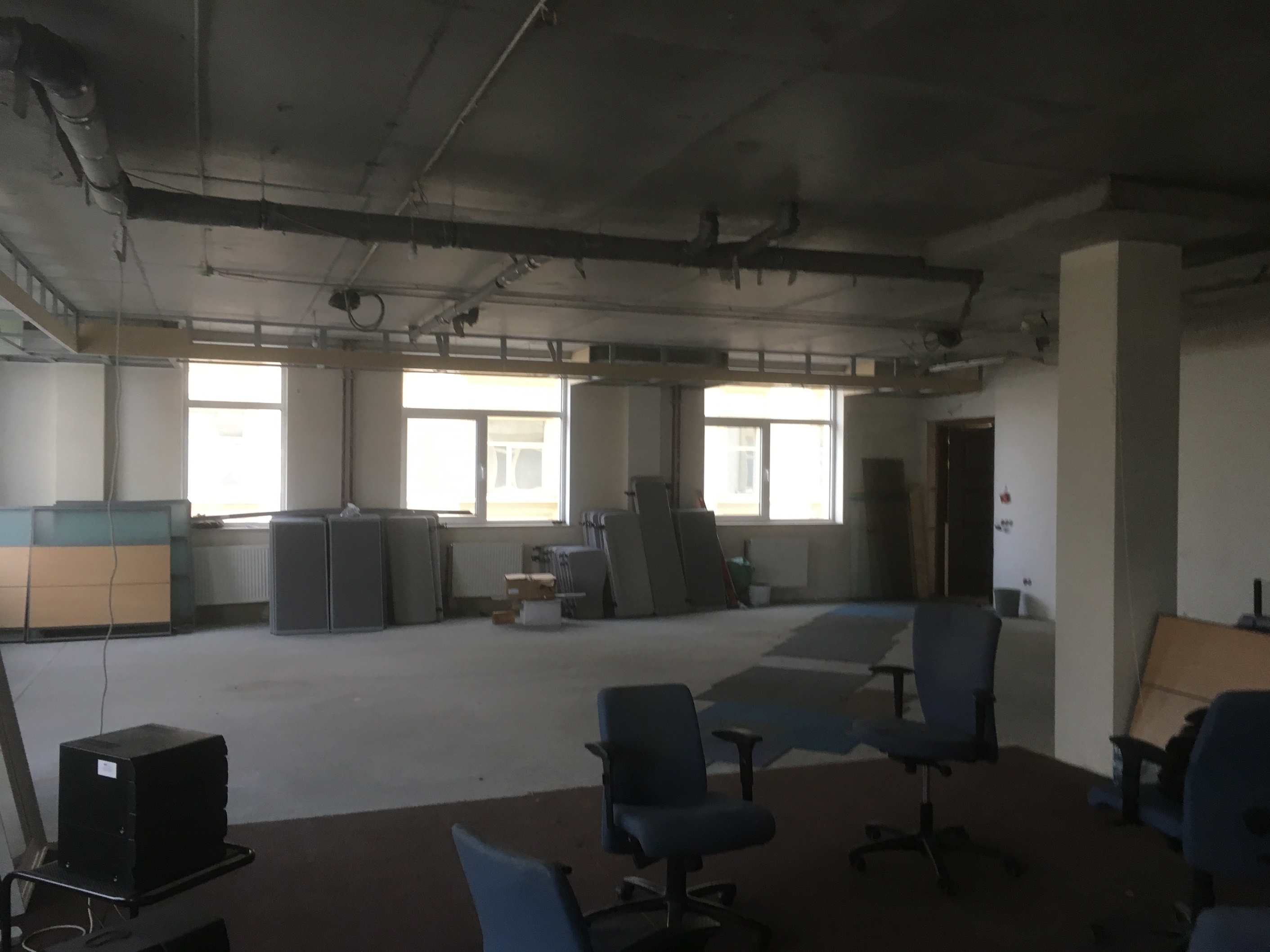 Перед компанией стояла задача организации офисного пространства , где будет комфортно работать Перед компанией стояла задача организации офисного пространства , где будет комфортно работать