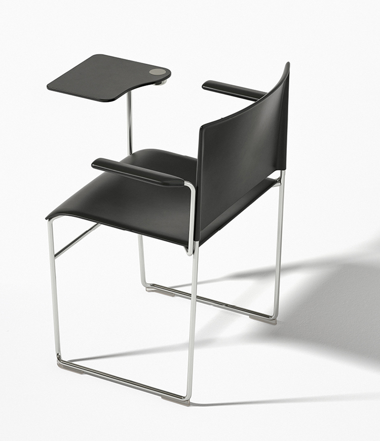 Стул с пюпитром и подлокотниками из коллекции Stasy Стул с пюпитром и подлокотниками из коллекции Stasy