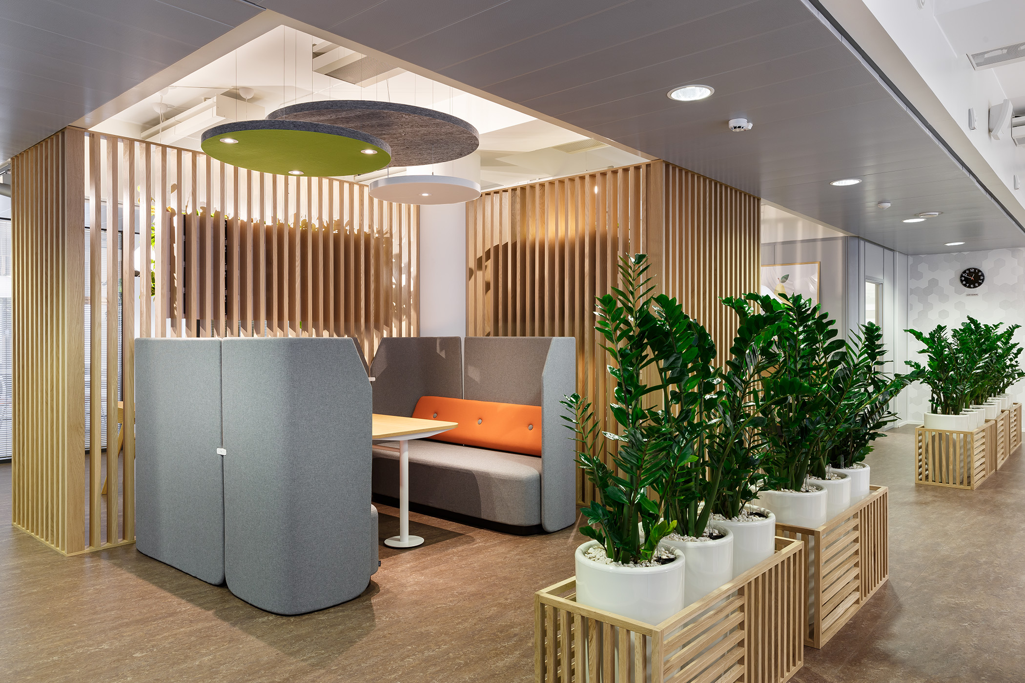 Чем можно заменить переговорные в офисе Чем можно заменить переговорные в офисе