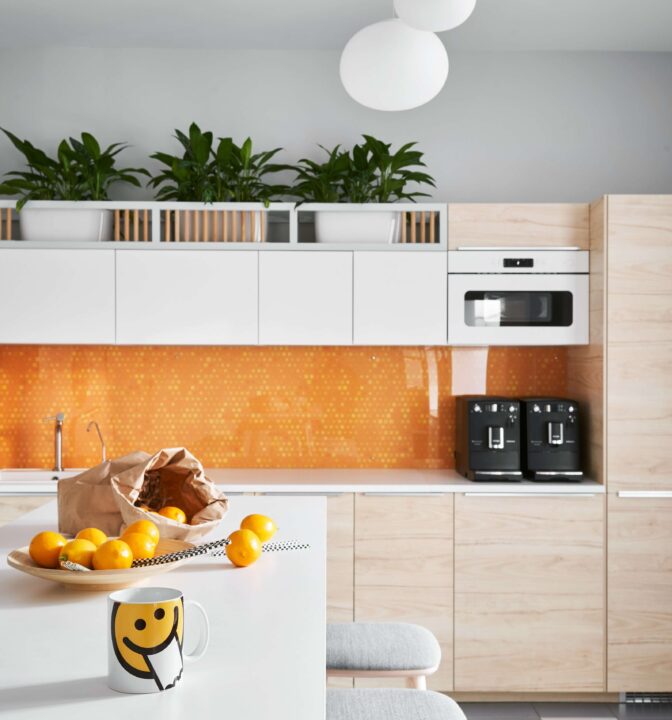 Интерьер офиса в современном стиле для билетного оператора Kassir.ru - фото №6