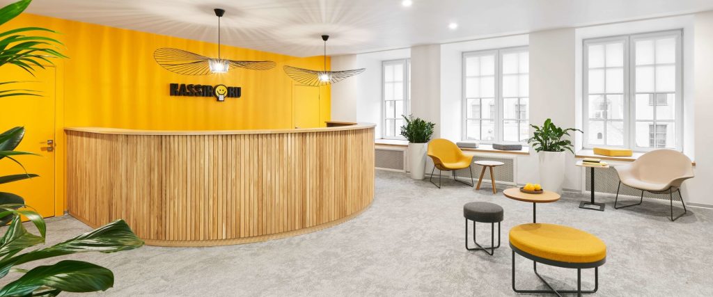 f5d310da740cf7c 1920x801