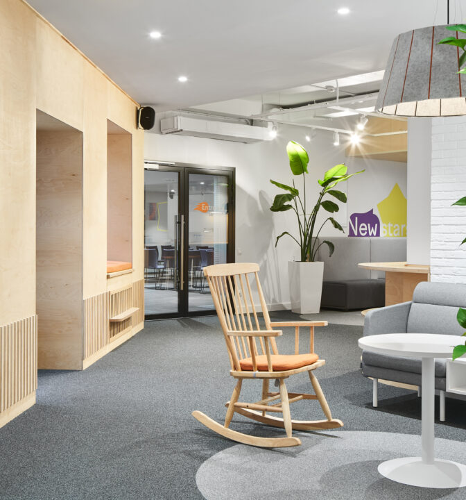 Дизайн офиса в Санкт-Петербурге для IT-компании Semrush - фото №3