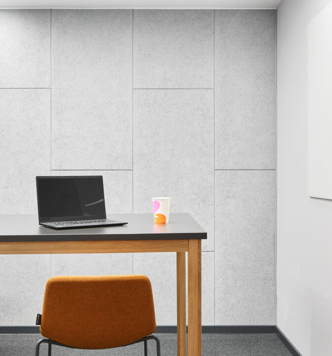 Дизайн офиса в Санкт-Петербурге для IT-компании Semrush - фото №10