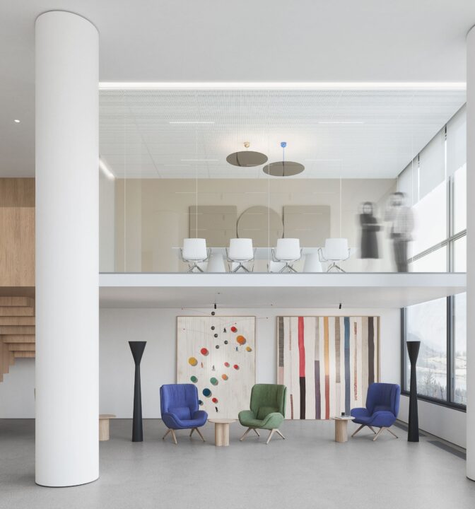 Пространство-палитра: творческий проект магазина красок - фото №5